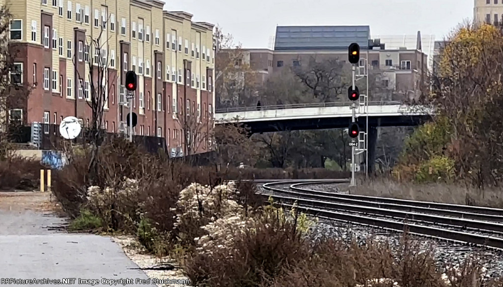 Behind the train we see the Exchange St. signals.